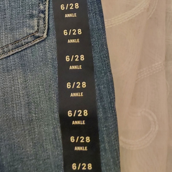NWT Lucky Jeans - Sweet Straight 6/28. REFLECTION.. - Picture 4 of 7